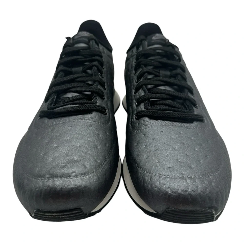 Nike internationalist jacquard